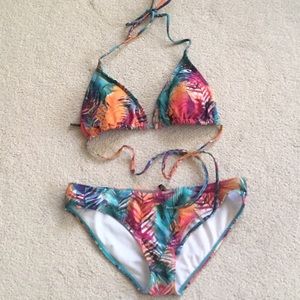 Swimming bikinis 👙